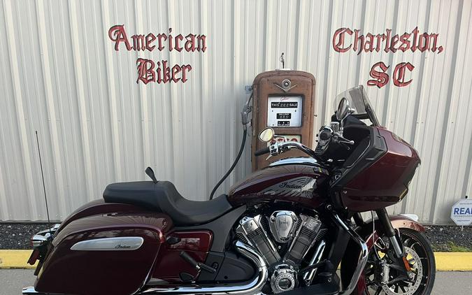 2023 Indian Motorcycle® Challenger® Limited Maroon Metallic