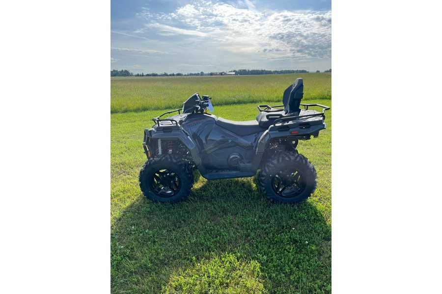 2025 Polaris Industries Sportsman Touring 570 Ultimate / A25SJR57AM