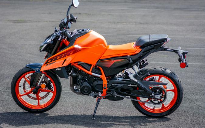 2024 KTM Duke 390
