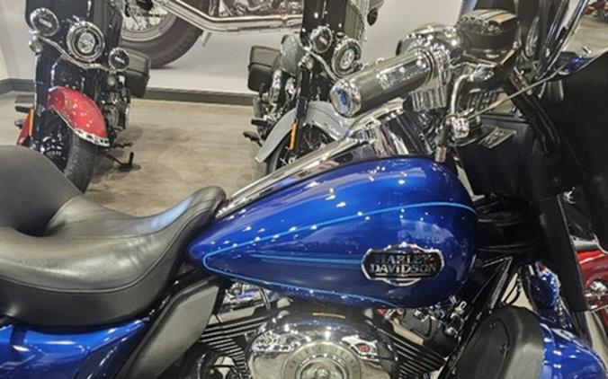 2009 Harley-Davidson Touring FLHTCU - Ultra Classic Electra Glide