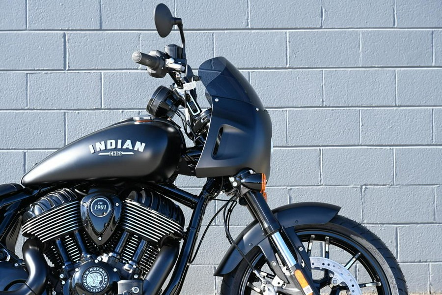 2024 Indian Motorcycle® Sport Chief Black Smoke