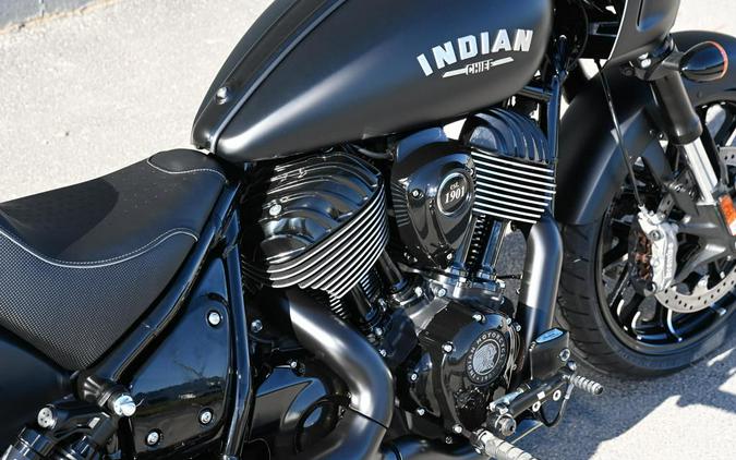 2024 Indian Motorcycle® Sport Chief Black Smoke