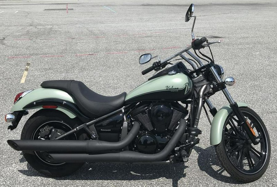 2023 Kawasaki Vulcan® 900 Custom