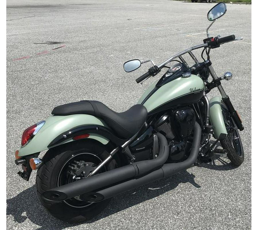 2023 Kawasaki Vulcan® 900 Custom