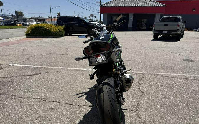 2025 Kawasaki Z900 SE ABS