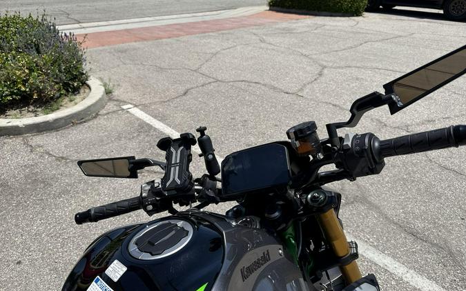 2025 Kawasaki Z900 SE ABS