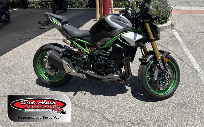 2025 Kawasaki Z900 SE ABS