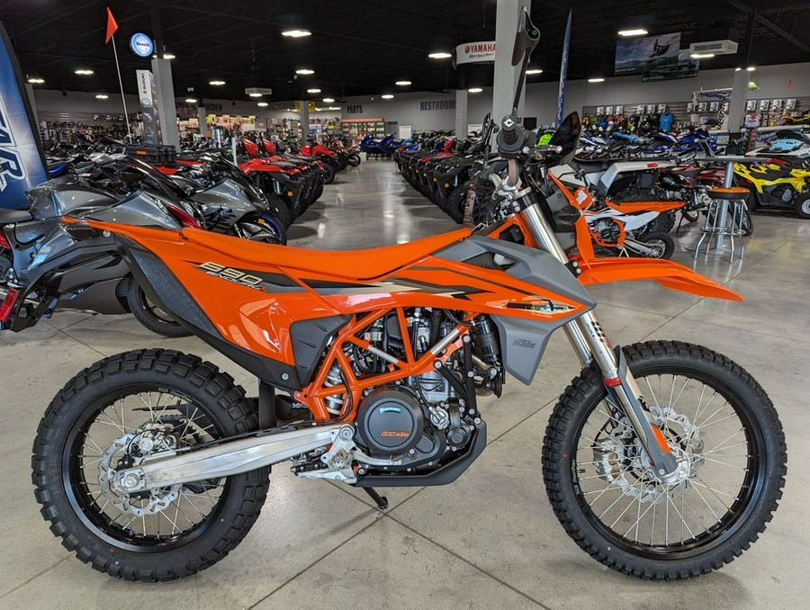 2024 KTM 690 Enduro R