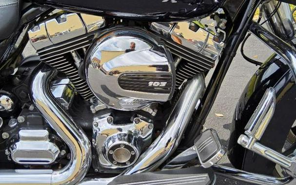 2014 Harley-Davidson® FLHX - Street Glide®