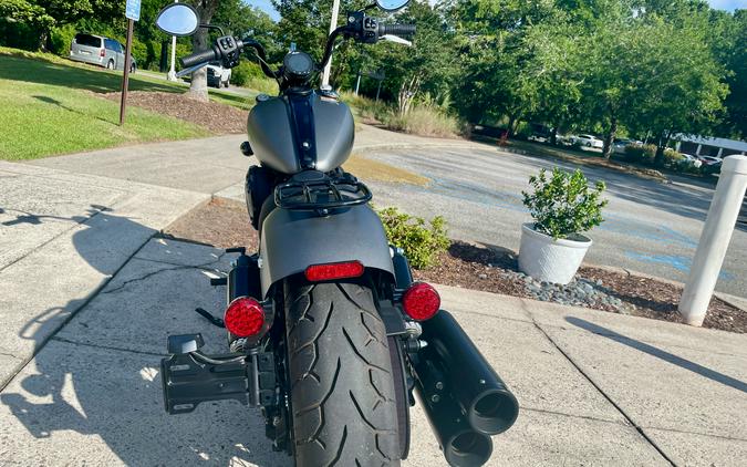 2023 Indian Motorcycle Chief Bobber Dark Horse®