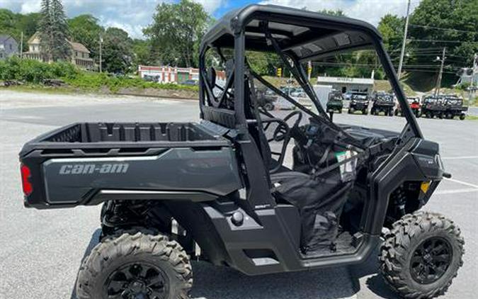 2024 Can-Am Defender XT HD10