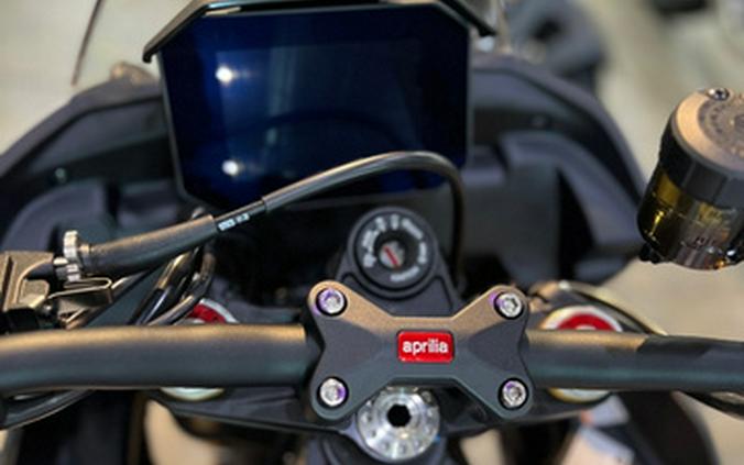 2027 Aprilia Tuono V4 1100