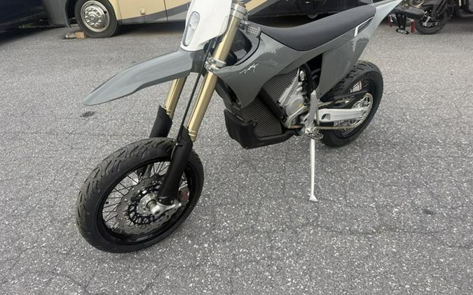 2026 Stark Future Varg SM 80 HP