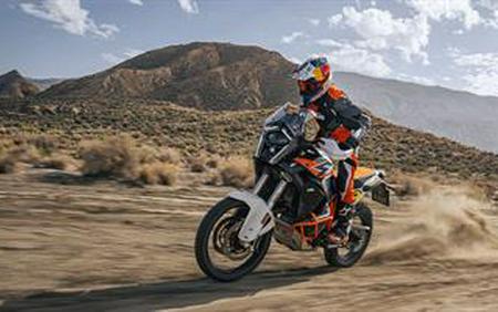 2026 KTM 1390 Super Adventure R