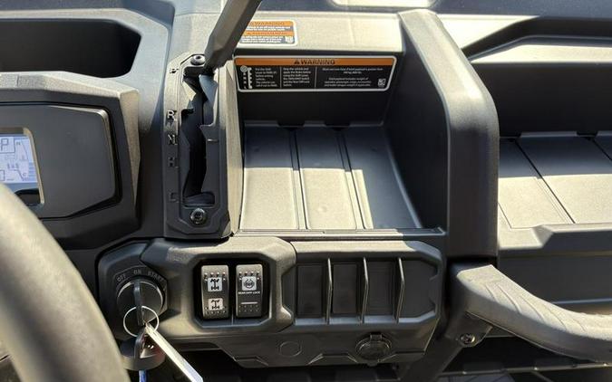 2026 Can-Am® Defender MAX DPS HD9 Stealth Black