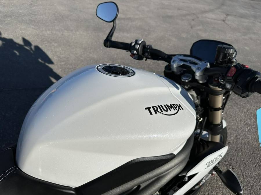 2019 Triumph Speed Triple S Crystal White