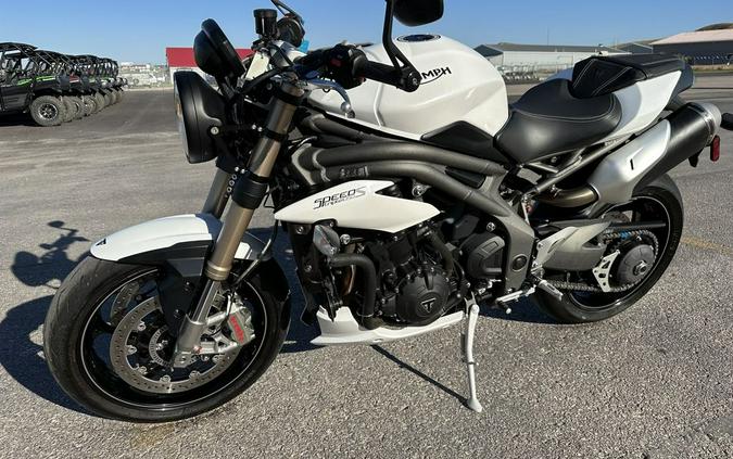 2019 Triumph Speed Triple S Crystal White