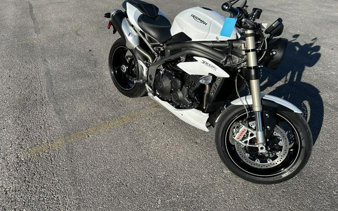 2019 Triumph Speed Triple S Crystal White