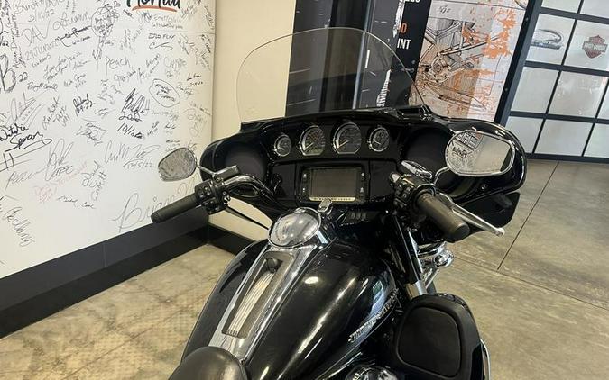 2015 Harley-Davidson® FLHTK - Ultra Limited