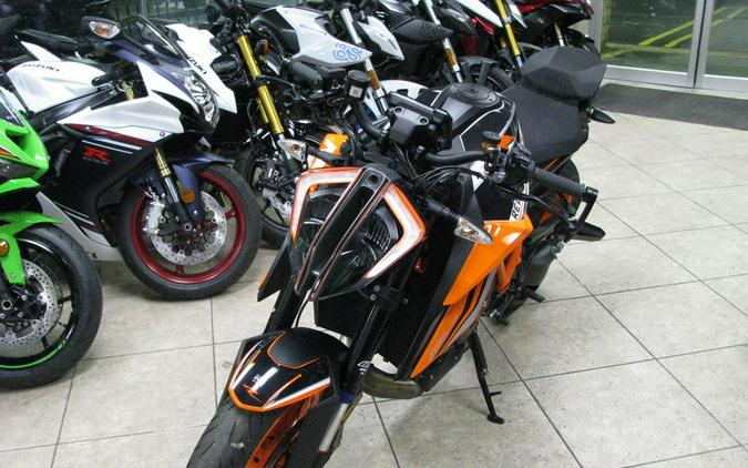 2022 KTM 1290 Super Duke R EVO