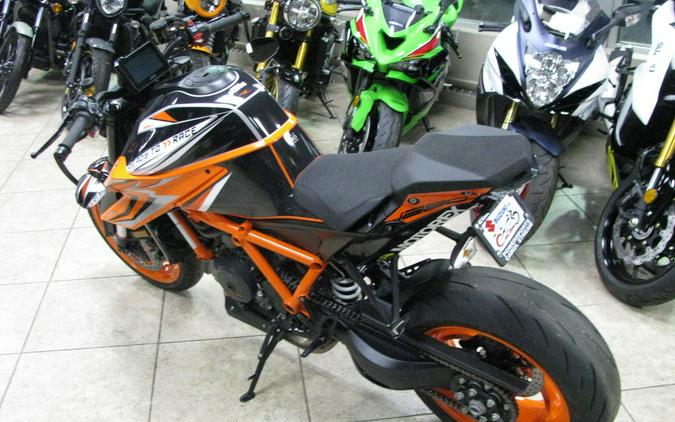 2022 KTM 1290 Super Duke R EVO