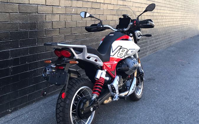 2025 Moto Guzzi V85 TT