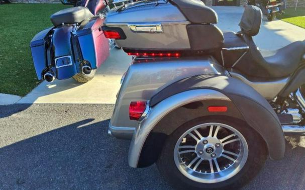 2016 Harley-Davidson® TRI Glide Flhtcutg