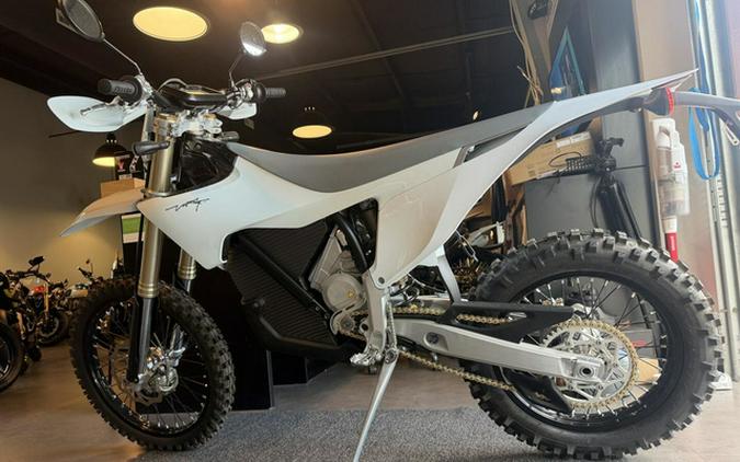 2025 Stark Future VARG EX 60
