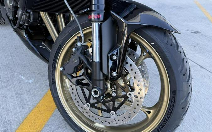 2026 Triumph Trident 800 Jet black