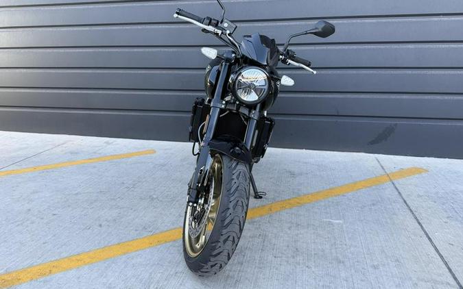 2026 Triumph Trident 800 Jet black