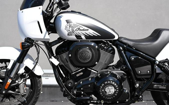 2024 Indian Motorcycle® Sport Chief Ghost White Metallic Smoke