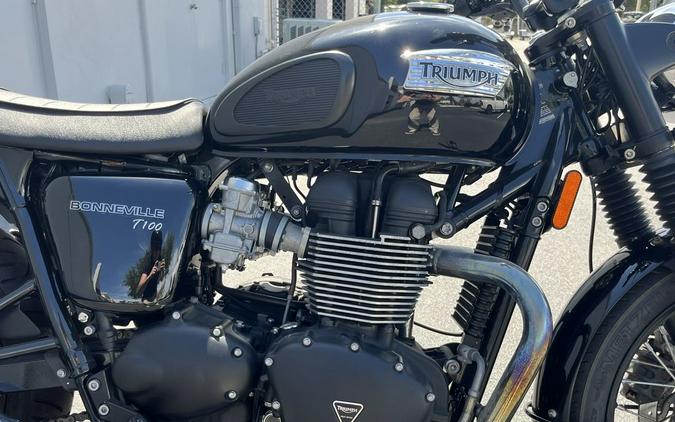 2016 Triumph Bonneville T100