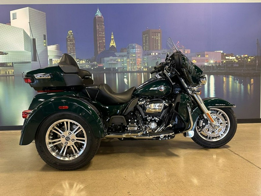 2024 Harley-Davidson Trike FLHTCUTG - Tri Glide Ultra