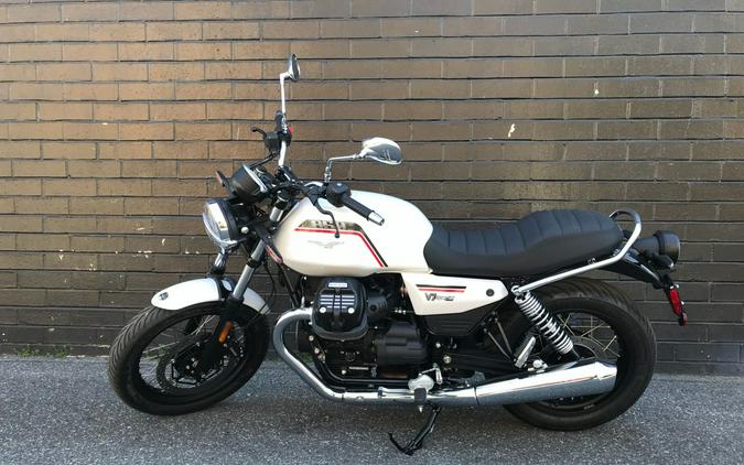 2026 Moto Guzzi V7 Special