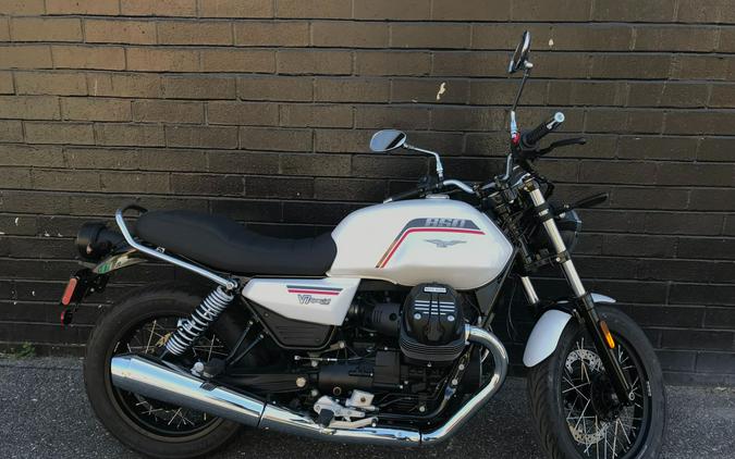 2026 Moto Guzzi V7 Special
