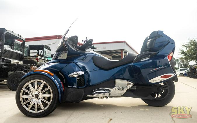 2016 Can-Am Spyder RT