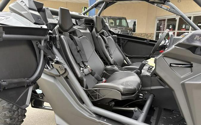 2026 Can-Am® Maverick X3 X ds Turbo RR Triple Black_4.5 in