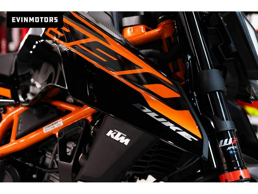 2026 KTM 390 DUKE
