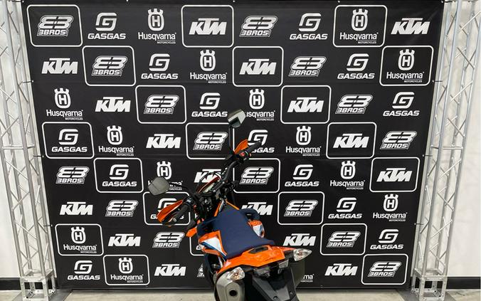 2023 KTM 690 SMC R