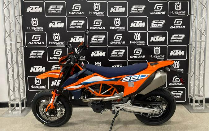 2023 KTM 690 SMC R