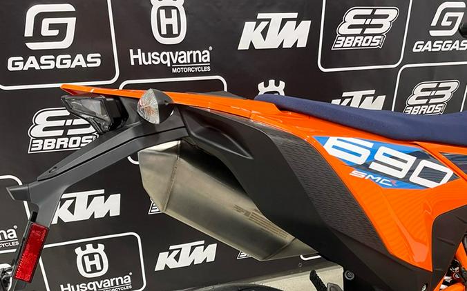 2023 KTM 690 SMC R