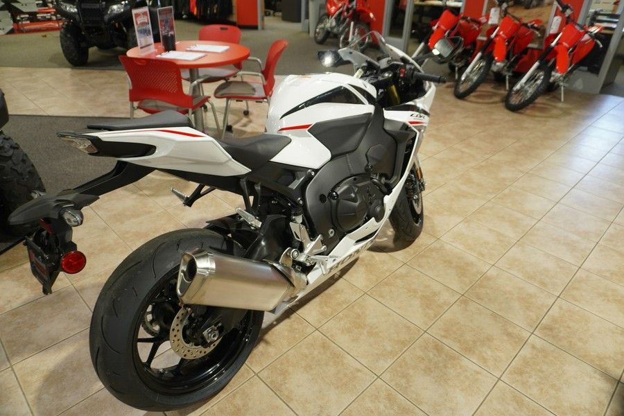 2026 Honda CBR10RRT