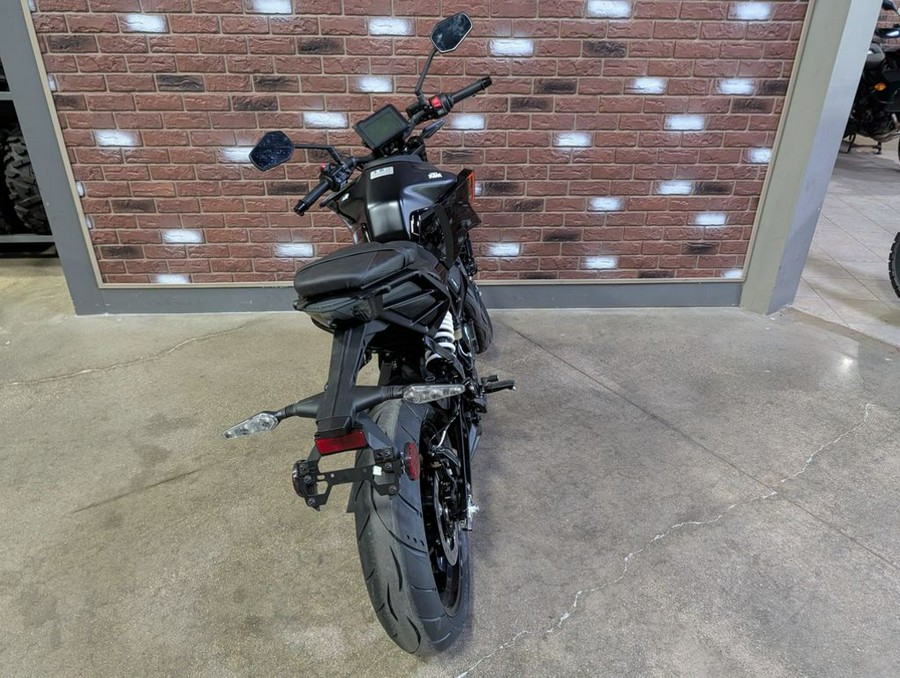 2026 KTM 250 Duke