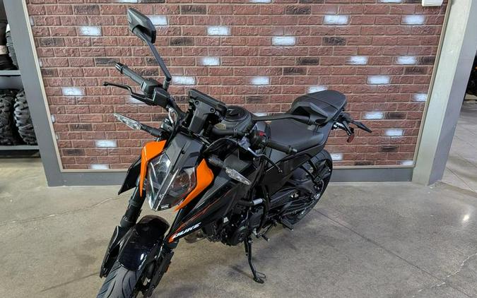 2026 KTM 250 Duke
