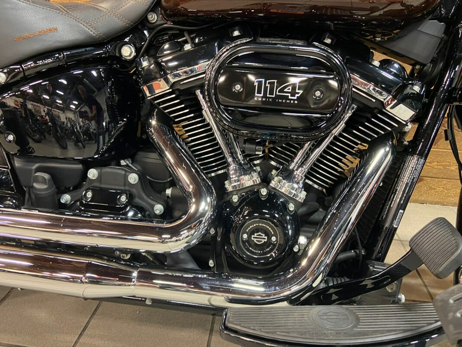 2019 Harley-Davidson® Heritage Classic 114 Rawhide/Vivid Black FLHCS