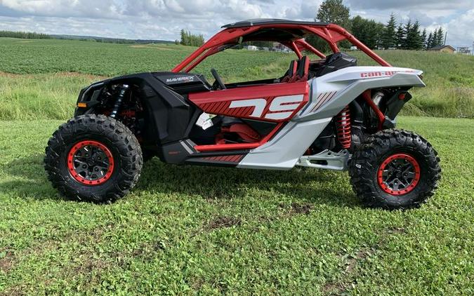 2024 Can-Am® Maverick X3 X ds Turbo RR Fiery Red & Hyper Silver