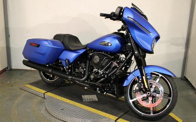 New 2026 Harley-Davidson Street Glide Grand American Touring FLHX Motorcycle For Sale In Miami, Florida