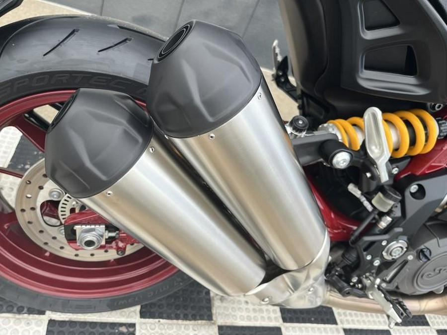 2024 Indian Motorcycle® FTR R Carbon Carbon Fiber