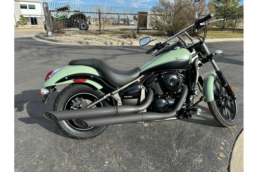 2023 Kawasaki Vulcan® 900 Custom