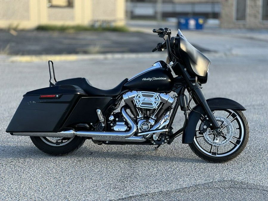 2016 Harley-Davidson FLHXS - Street Glide Special
